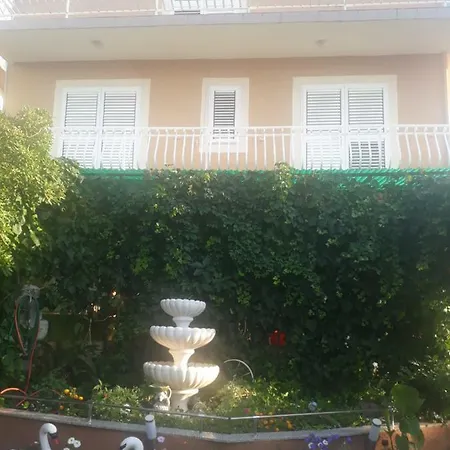 Zoky * Brodarica (Sibenik-Knin)